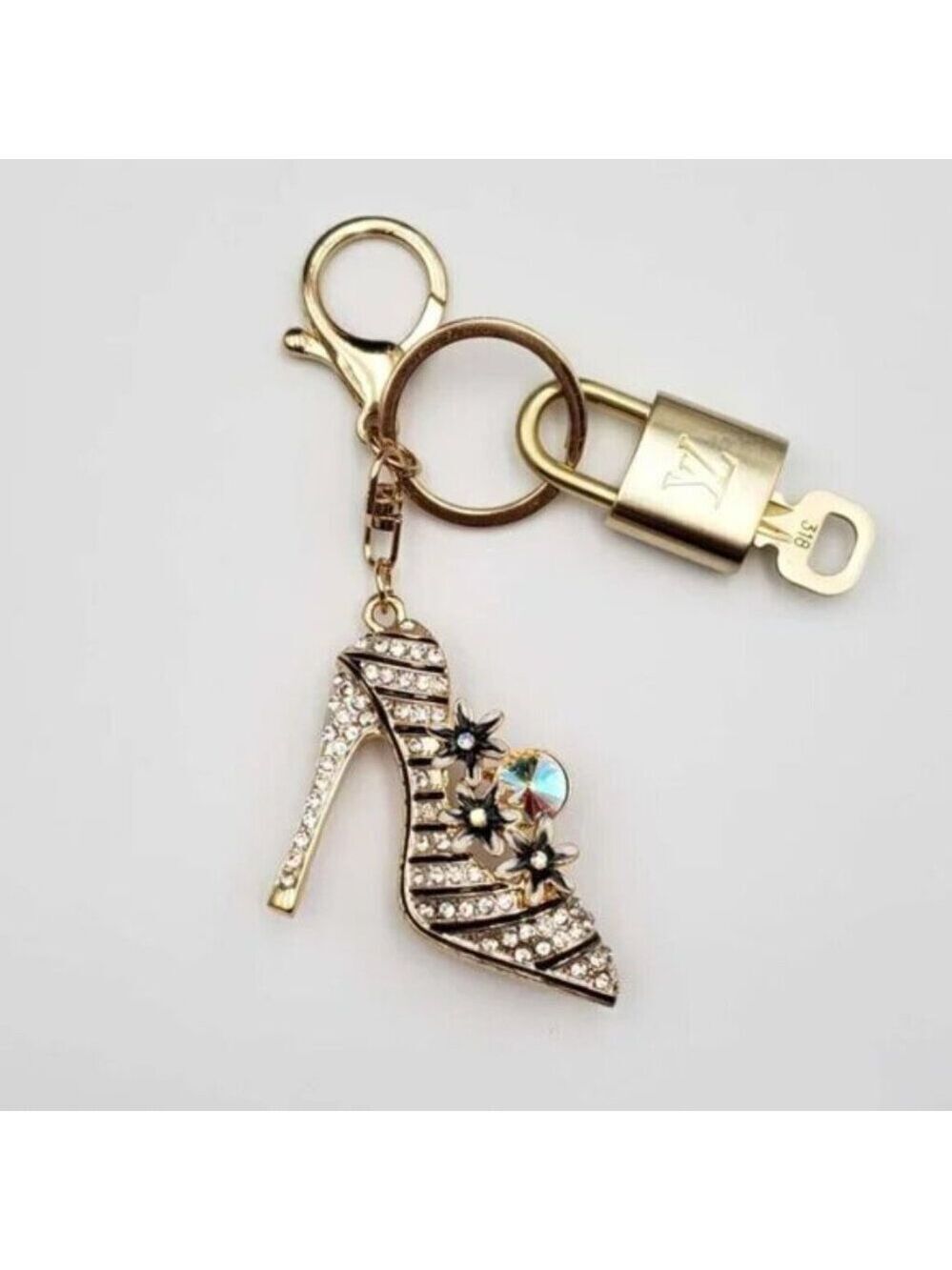 Louis Vuitton Gold Padlock 🔒 Key Set Authentic LV w/ Unbranded Shoe Keychain